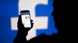 Facebook se prepara para competir con LinkedIn