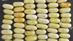 Colombia: niña de 11 años tenía 104 cápsulas de cocaína