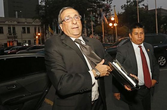 Contraloría supo de cartas-fianza de Rodolfo Orellana el 2010