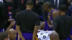 NBA: Kobe Bryant no aguantó más y le gritó a sus compañeros