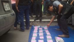Ancón: 27 paquetes de droga fueron hallados dentro de camioneta