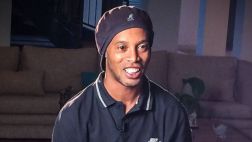 Ronaldinho remece Facebook al recordar golazo con el Barcelona