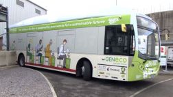 Bus impulsado por excremento ya es una realidad