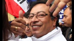 Colombia: Archivan investigación penal contra alcalde de Bogotá