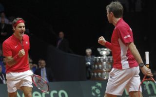 Copa Davis: Federer y Wawrinka ponen 2-1 a Suiza sobre Francia