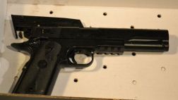 EE.UU.: Policía mató a niño que tenía un arma de juguete