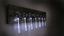 Esta gota de agua iluminará tu habitación por una buena causa