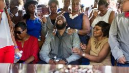 Familia de Michael Brown decepcionada por decisión de jurado