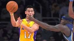 NBA: los Lakers siguen perdiendo, pero tienen jugadas como esta