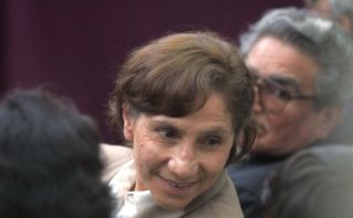 Elena Iparraguirre visitó a terrorista Abimael Guzmán