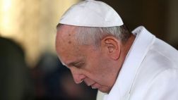 El Papa Francisco inició visita a Estambul con rezo en mezquita