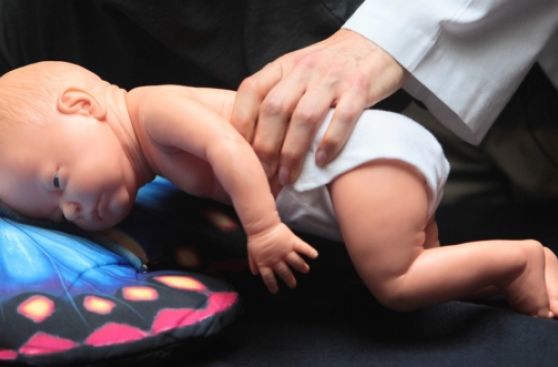 Cobertores mal usados amenazan vidas de bebes en EE.UU.