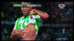 Atlético Nacional vs. River: golazo de Berrío para el 1-0