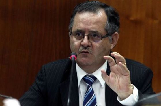 Falconí se pronuncia sobre proyecto contra errores ortográficos