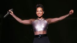 Alicia Keys contra violencia policial en EE.UU. en nuevo tema
