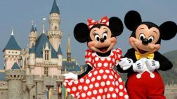 ¿Por qué está prohibido volar sobre los parques de Disney?