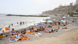 Mucha exposición solar puede alterar el ADN y provocar cáncer