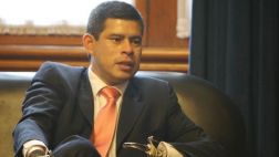 "Daniel Figallo no tiene condición moral para ser ministro"