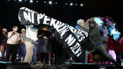 Activistas increparon a Villarán durante Cumbre de los Pueblos