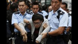 Hong Kong: Decenas de detenciones tras fin de las protestas