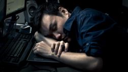 ¿Cómo evitar el sueño luego de haber comido?