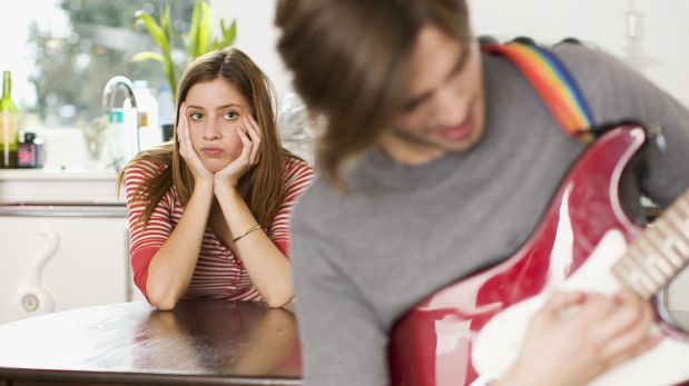 Cinco actitudes masculinas que no sorprenden a las mujeres