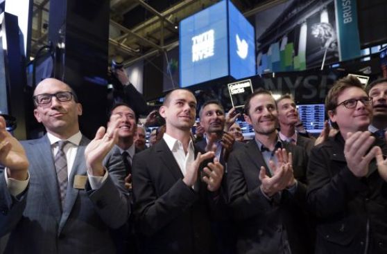 Director de Twitter se burla de número de usuarios de Instagram