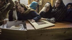 Pakistán: A niños les dispararon en la cabeza al grito de Alá