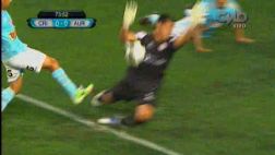 Cristal vs. Aurich: error de Blanco; atajadón de Delgado
