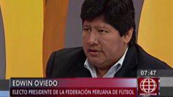 Edwin Oviedo justificó anunció de salida de Bengoechea en TV