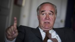 "Ministerio de Economía no puede hacer leyes laborales"