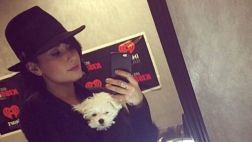 Twitter: Demi Lovato pide consejos para entrenar a su perro