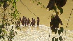 Hoy evacuarían a afectados por ingreso de no contactados