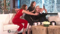Ellen DeGeneres y Meryl Streep revivieron el 'selfie' del Oscar