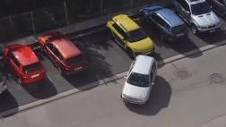 YouTube: Siguen los 'fails' al estacionar