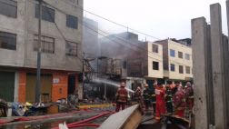 Incendio en Av. Aviación: dos hermanitos murieron carbonizados