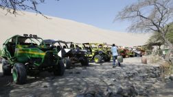 Accidente entre autos tubulares dejó 8 heridos en la Huacachina