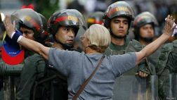¿Por qué es tan "fregado" reportear desde Venezuela?