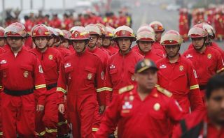 Año Nuevo: 2.500 bomberos atenderán emergencias en Lima