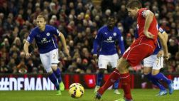 Liverpool desperdició ventaja de 2-0 e igualó con Leicester