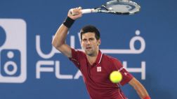 Djokovic arrolló a Wawrinka y avanzó a la final en Abu Dabi