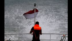 AirAsia: detectan cuatro grandes fragmentos del avión