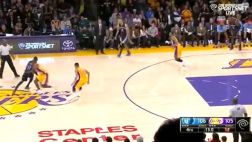 NBA: Kobe Bryant vuelve a explotar en los Lakers (VIDEO)