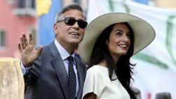 Esposa de George Clooney fue amenazada por la justicia egipcia