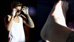 Justin Bieber se lesionó el tobillo jugando fútbol