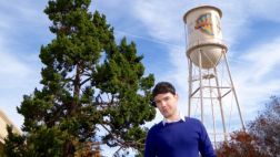 Bruno Pinasco se suma a Warner Channel