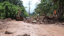 Tingo María: huaico deja 2 personas muertas y 12 desaparecidos