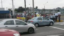 San Isidro: comerciantes marchan por terreno de penal San Jorge