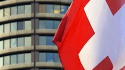 Suiza estremece a mercados al eliminar límite cambiario