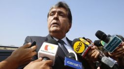 Alan García: Pese a inseguridad, Gobierno espía a opositores
